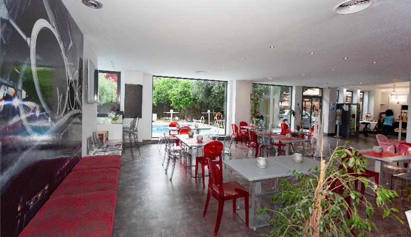 Aacr Hotel Monteolivos Seville Luaran gambar